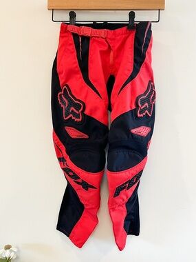 Kid’s FOX Racing 180 Pants Size 8 Red Black